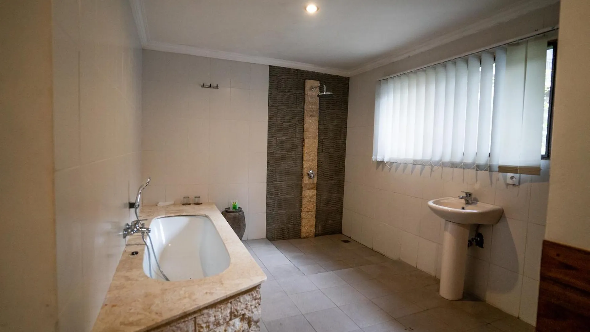 Capung Cottages Ubud 0*,
